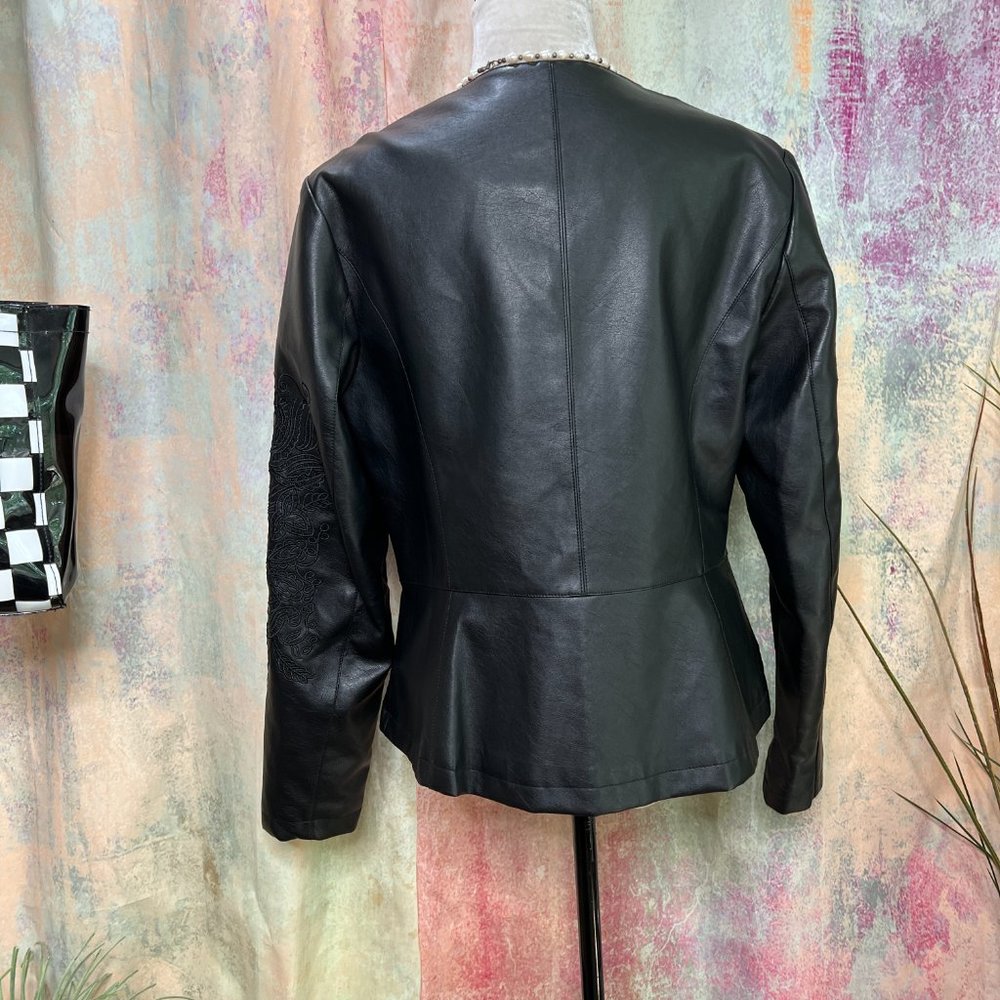 πgiacca Stunning Embroidered Faux Leather Jacket - Picture 8 of 16